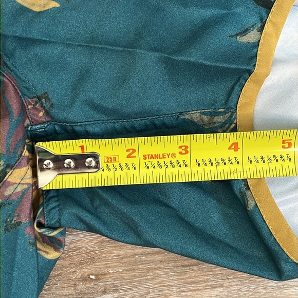 NWT Maamgic ChinoWave Floral Print Mens Swim Trunks Size Medium Green Gold Beach - Picture 14 of 16